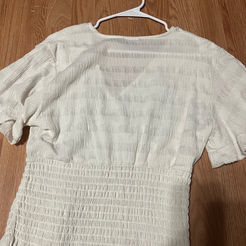 White, Flowy Blouse!✨